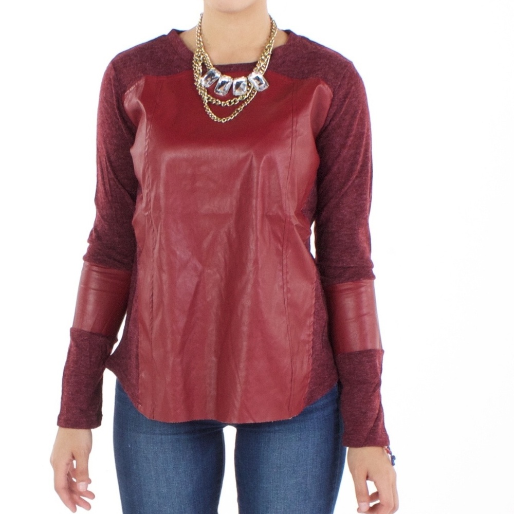 💄Ruby Top - Picture 2 of 2